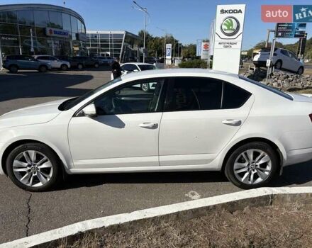 Шкода Октавия 2016 в Одессе на Automoto.ua Белый Шкода Октавия, объемом двигателя 1.4 л и пробегом 330 тыс. км за 7800 $, фото 1 на Automoto.ua