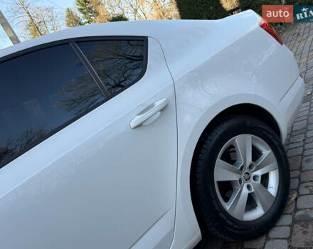 Белый Шкода Октавия, объемом двигателя 1.6 л и пробегом 207 тыс. км за 10499 $, фото 18 на Automoto.ua