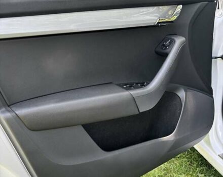 Белый Шкода Октавия, объемом двигателя 1.4 л и пробегом 187 тыс. км за 12500 $, фото 39 на Automoto.ua