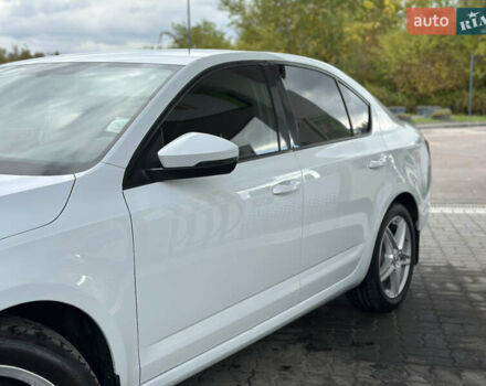 Білий Шкода Октавія, об'ємом двигуна 2 л та пробігом 265 тис. км за 11850 $, фото 22 на Automoto.ua