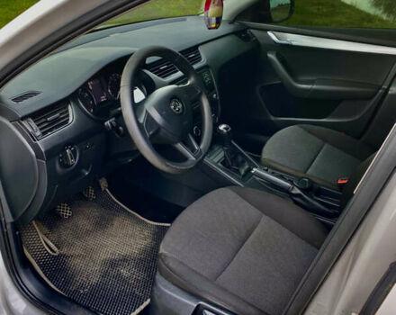 Білий Шкода Октавія, об'ємом двигуна 1.4 л та пробігом 173 тис. км за 9900 $, фото 9 на Automoto.ua