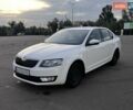 Белый Шкода Октавия, объемом двигателя 1.6 л и пробегом 136 тыс. км за 13000 $, фото 1 на Automoto.ua