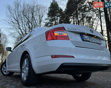 Белый Шкода Октавия, объемом двигателя 1.6 л и пробегом 207 тыс. км за 10499 $, фото 66 на Automoto.ua