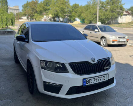 Шкода Октавия 2016 в Вознесенске на Automoto.ua Белый Шкода Октавия, объемом двигателя 1.97 л и пробегом 247 тыс. км за 16000 $, фото 1 на Automoto.ua