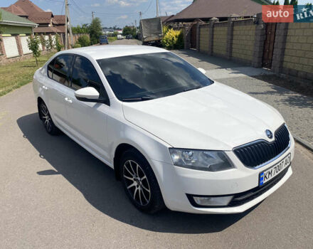 Білий Шкода Октавія, об'ємом двигуна 1.8 л та пробігом 230 тис. км за 11499 $, фото 5 на Automoto.ua
