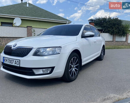 Білий Шкода Октавія, об'ємом двигуна 1.8 л та пробігом 230 тис. км за 11499 $, фото 2 на Automoto.ua