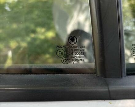 Белый Шкода Октавия, объемом двигателя 1.4 л и пробегом 187 тыс. км за 12500 $, фото 43 на Automoto.ua