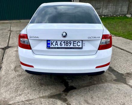 Білий Шкода Октавія, об'ємом двигуна 1.4 л та пробігом 173 тис. км за 9900 $, фото 5 на Automoto.ua