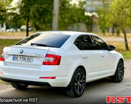 Белый Шкода Октавия, объемом двигателя 1.8 л и пробегом 220 тыс. км за 12999 $, фото 2 на Automoto.ua