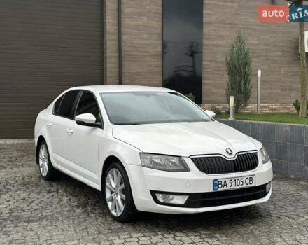 Білий Шкода Октавія, об'ємом двигуна 1.8 л та пробігом 190 тис. км за 12000 $, фото 2 на Automoto.ua