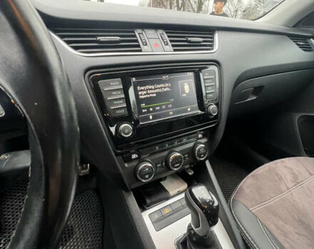 Белый Шкода Октавия, объемом двигателя 1.6 л и пробегом 350 тыс. км за 10600 $, фото 21 на Automoto.ua