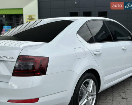 Білий Шкода Октавія, об'ємом двигуна 2 л та пробігом 265 тис. км за 11850 $, фото 41 на Automoto.ua