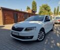 Белый Шкода Октавия, объемом двигателя 2 л и пробегом 285 тыс. км за 11900 $, фото 1 на Automoto.ua