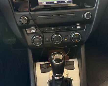 Белый Шкода Октавия, объемом двигателя 1.4 л и пробегом 136 тыс. км за 12000 $, фото 7 на Automoto.ua