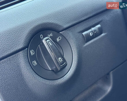 Белый Шкода Октавия, объемом двигателя 1.6 л и пробегом 207 тыс. км за 10499 $, фото 82 на Automoto.ua