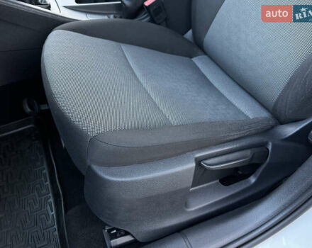 Белый Шкода Октавия, объемом двигателя 1.6 л и пробегом 207 тыс. км за 10499 $, фото 76 на Automoto.ua