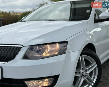 Білий Шкода Октавія, об'ємом двигуна 2 л та пробігом 265 тис. км за 11850 $, фото 18 на Automoto.ua