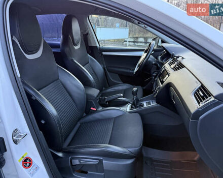 Белый Шкода Октавия, объемом двигателя 2 л и пробегом 163 тыс. км за 13999 $, фото 30 на Automoto.ua