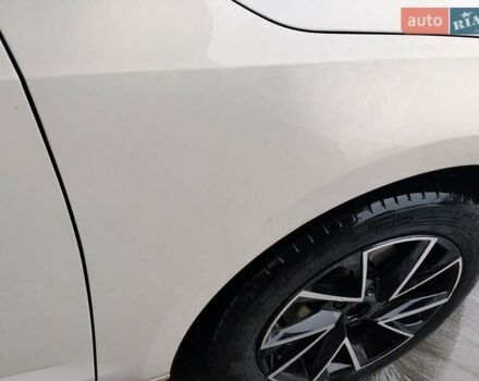 Білий Шкода Октавія, об'ємом двигуна 1.6 л та пробігом 230 тис. км за 10000 $, фото 12 на Automoto.ua