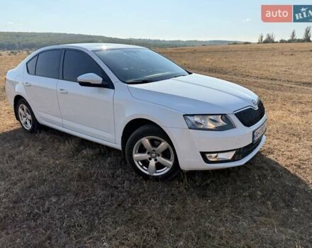 Белый Шкода Октавия, объемом двигателя 1.4 л и пробегом 136 тыс. км за 12000 $, фото 1 на Automoto.ua