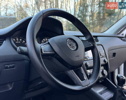 Белый Шкода Октавия, объемом двигателя 1.6 л и пробегом 207 тыс. км за 10499 $, фото 84 на Automoto.ua