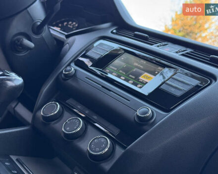 Белый Шкода Октавия, объемом двигателя 1.6 л и пробегом 207 тыс. км за 10499 $, фото 108 на Automoto.ua