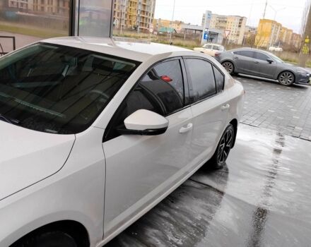Білий Шкода Октавія, об'ємом двигуна 1.6 л та пробігом 238 тис. км за 10000 $, фото 3 на Automoto.ua