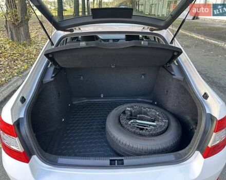 Білий Шкода Октавія, об'ємом двигуна 1.6 л та пробігом 120 тис. км за 12800 $, фото 28 на Automoto.ua