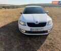 Белый Шкода Октавия, объемом двигателя 1.4 л и пробегом 136 тыс. км за 12000 $, фото 4 на Automoto.ua