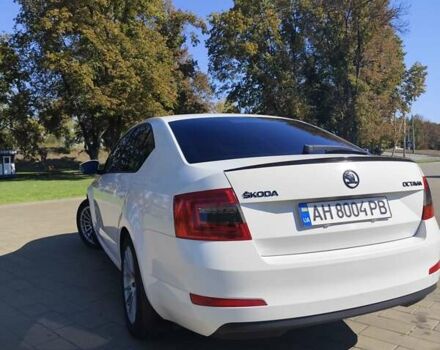 Белый Шкода Октавия, объемом двигателя 1.6 л и пробегом 238 тыс. км за 13500 $, фото 7 на Automoto.ua