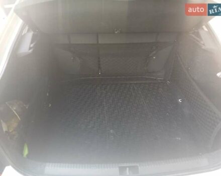 Белый Шкода Октавия, объемом двигателя 1.6 л и пробегом 167 тыс. км за 13300 $, фото 4 на Automoto.ua