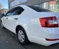 Білий Шкода Октавія, об'ємом двигуна 1.6 л та пробігом 120 тис. км за 12800 $, фото 9 на Automoto.ua