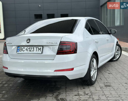 Білий Шкода Октавія, об'ємом двигуна 2 л та пробігом 265 тис. км за 11850 $, фото 38 на Automoto.ua