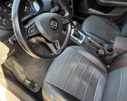 Белый Шкода Октавия, объемом двигателя 1.4 л и пробегом 136 тыс. км за 12000 $, фото 5 на Automoto.ua