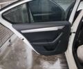 Білий Шкода Октавія, об'ємом двигуна 1.6 л та пробігом 238 тис. км за 10000 $, фото 17 на Automoto.ua