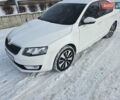 Белый Шкода Октавия, объемом двигателя 1.8 л и пробегом 221 тыс. км за 12500 $, фото 1 на Automoto.ua