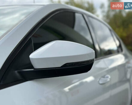 Білий Шкода Октавія, об'ємом двигуна 2 л та пробігом 265 тис. км за 11850 $, фото 20 на Automoto.ua