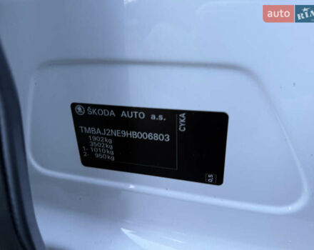 Белый Шкода Октавия, объемом двигателя 2 л и пробегом 163 тыс. км за 13999 $, фото 33 на Automoto.ua