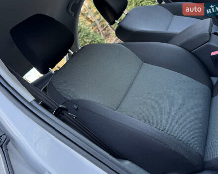 Белый Шкода Октавия, объемом двигателя 1.6 л и пробегом 207 тыс. км за 10499 $, фото 104 на Automoto.ua