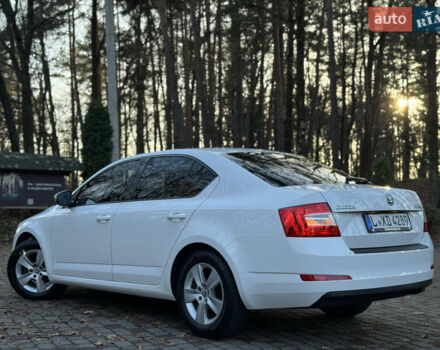 Белый Шкода Октавия, объемом двигателя 1.6 л и пробегом 207 тыс. км за 10499 $, фото 61 на Automoto.ua