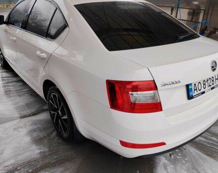 Білий Шкода Октавія, об'ємом двигуна 1.6 л та пробігом 238 тис. км за 10000 $, фото 5 на Automoto.ua