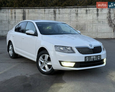 Белый Шкода Октавия, объемом двигателя 2 л и пробегом 163 тыс. км за 13999 $, фото 78 на Automoto.ua