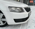 Білий Шкода Октавія, об'ємом двигуна 1.6 л та пробігом 157 тис. км за 10800 $, фото 5 на Automoto.ua