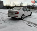 Білий Шкода Октавія, об'ємом двигуна 1.6 л та пробігом 157 тис. км за 10800 $, фото 10 на Automoto.ua