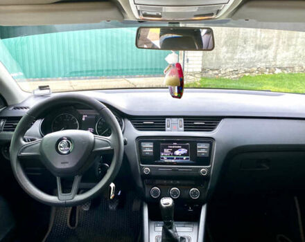 Білий Шкода Октавія, об'ємом двигуна 1.4 л та пробігом 173 тис. км за 9900 $, фото 11 на Automoto.ua