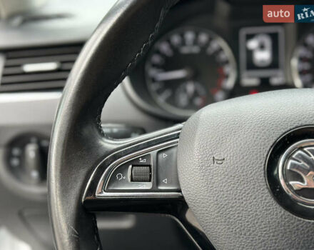 Білий Шкода Октавія, об'ємом двигуна 2 л та пробігом 265 тис. км за 11850 $, фото 49 на Automoto.ua