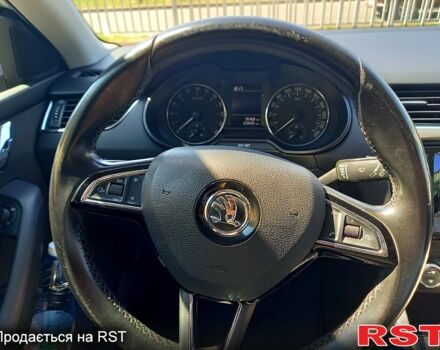 Білий Шкода Октавія, об'ємом двигуна 1.6 л та пробігом 240 тис. км за 9800 $, фото 1 на Automoto.ua