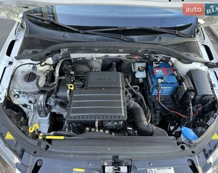Білий Шкода Октавія, об'ємом двигуна 1.6 л та пробігом 120 тис. км за 12800 $, фото 27 на Automoto.ua