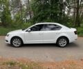 Белый Шкода Октавия, объемом двигателя 2 л и пробегом 208 тыс. км за 13999 $, фото 5 на Automoto.ua