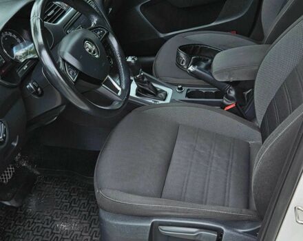 Белый Шкода Октавия, объемом двигателя 1.4 л и пробегом 236 тыс. км за 13750 $, фото 11 на Automoto.ua